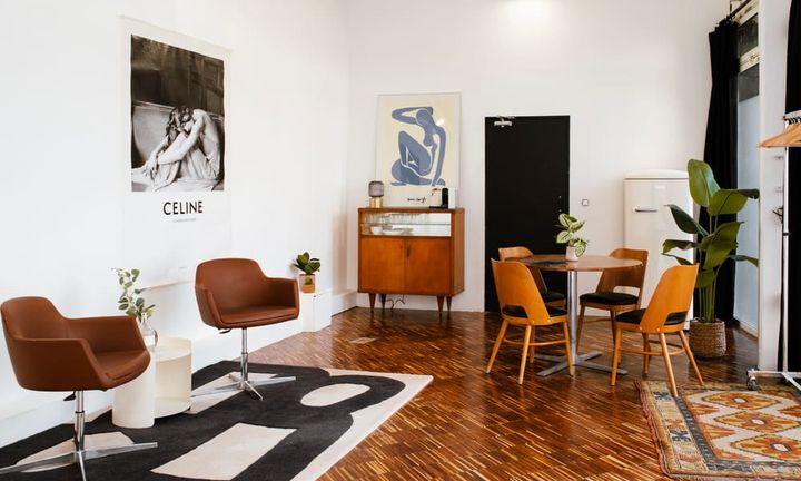 Édito en configuration série produit — 2 rue Albert-Marquet, Paris