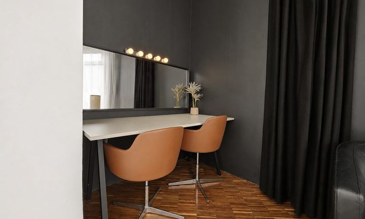Loge et miroir de maquillage de Panorama — 2 rue Albert-Marquet, Paris